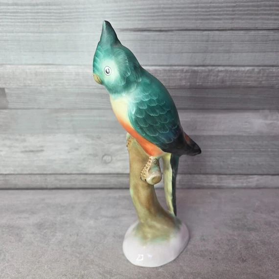Bodrogkeresztúri porcelán papagáj figura