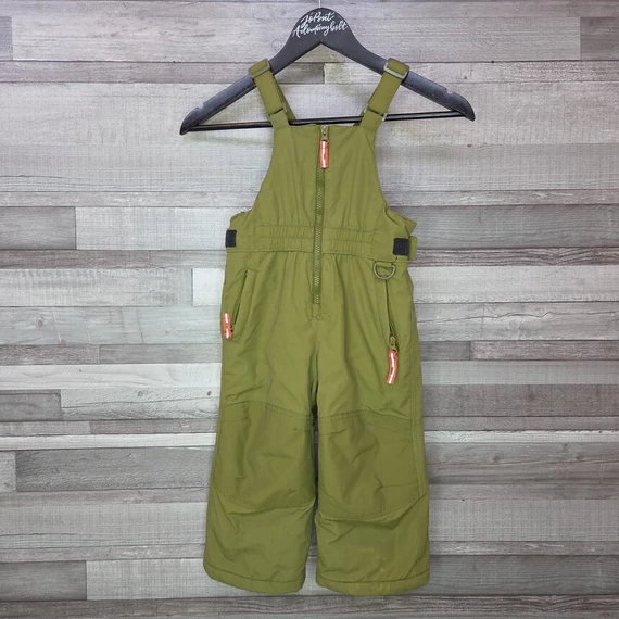 Amazon Essentials zöld kisfiú sínadrág, 98-104