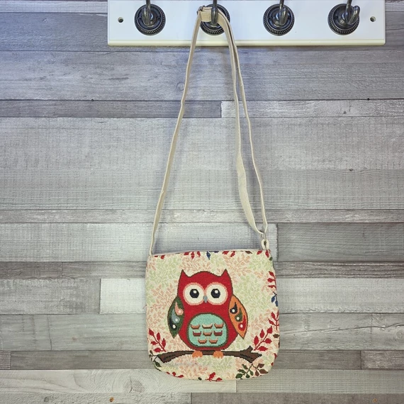 Kisméretű len hatású bagolymintás válltáska