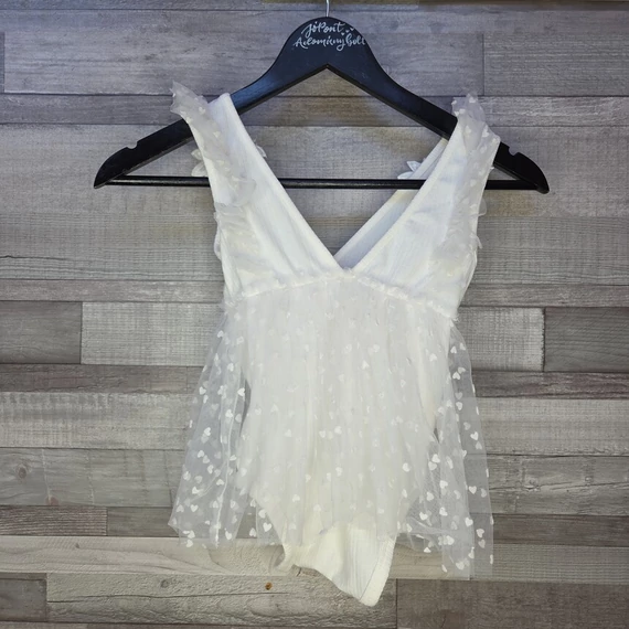 Shein fehér ujjatlan csipkés baba body, 98