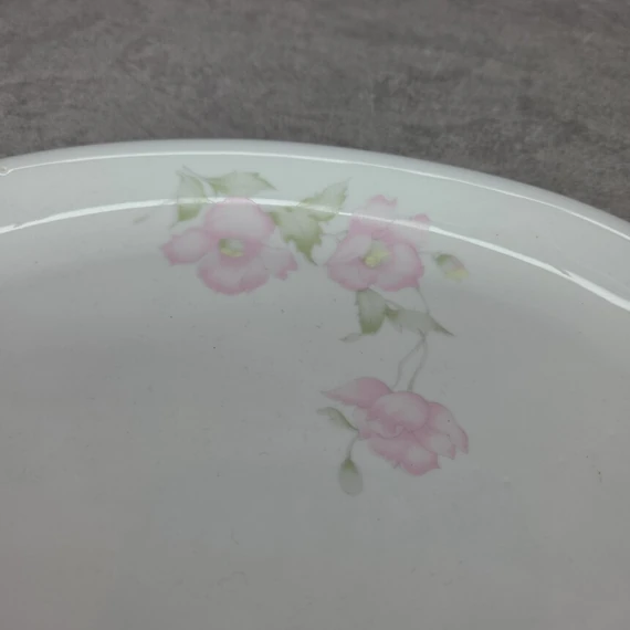 Alföldi porcelán pasztell rózsaszín virágos ovális kínáló tányér