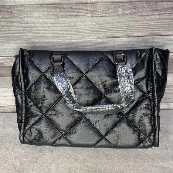 ILF fekete steppelt műbőr kézitáska