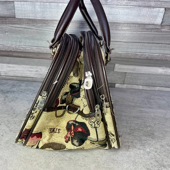 Marchand de Modes nagyméretű kézi táska