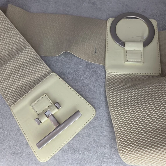 Auchan rugalmas drapp női deréköv