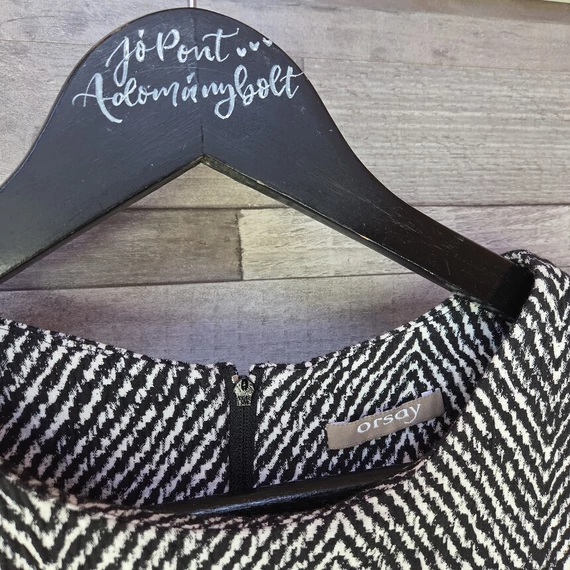 Orsay fekete-fehér csíkos elegáns női ruha, S