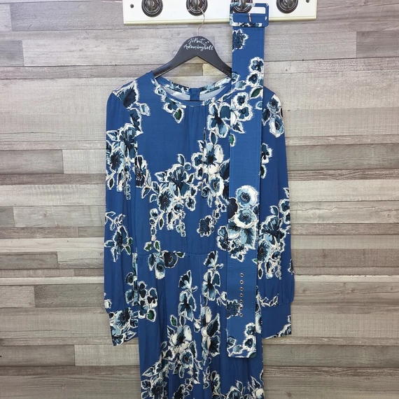 Virágos kék hosszú női ruha övvel, M