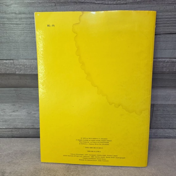 Hupikék törpikék és a csodafurulya, könyv