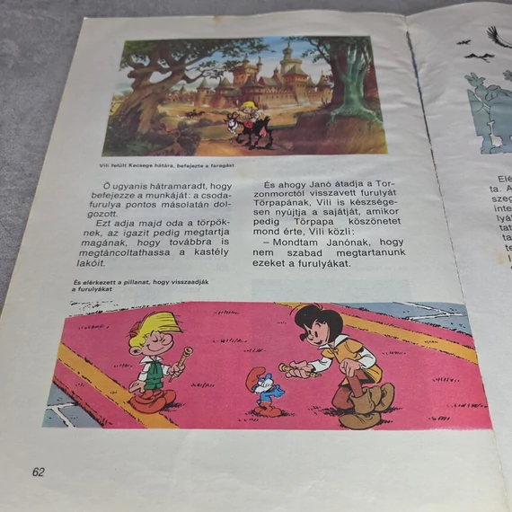 Hupikék törpikék és a csodafurulya, könyv