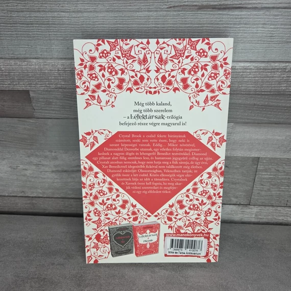 Joss Stirling: Lélektársak - Crystal, könyv