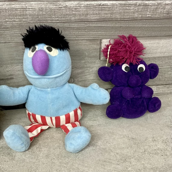 Szezám utca Henry, lila manó, szerszámos süni retro plüss figura szett