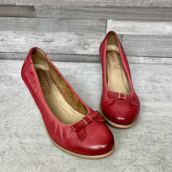 Lasocki piros bőr magastalpú balerina cipő 38