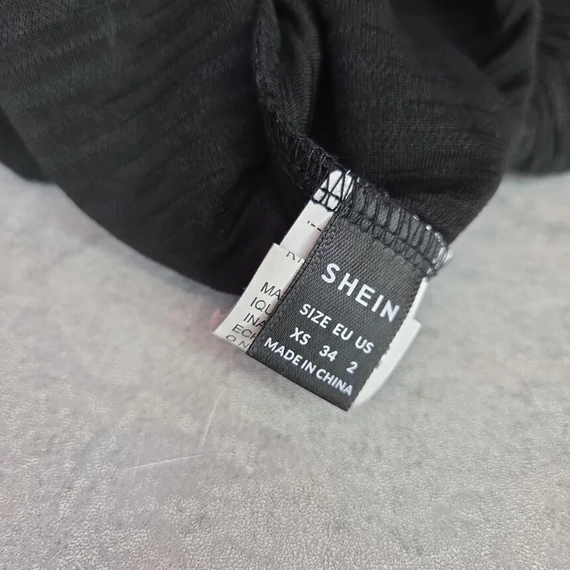 Shein ujjatlan oldalt sliccelt fekete női ruha, XS