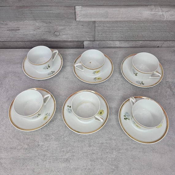 Hollóházi porcelán virágmintás kávéskészlet