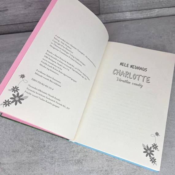 Nele Neuhaus: Charlotte - Váratlan vendég, könyv