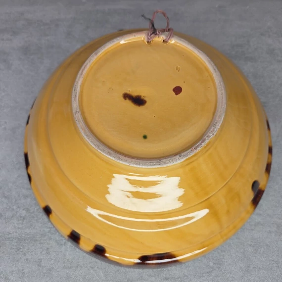 Mázas kerámia fali dísztányér