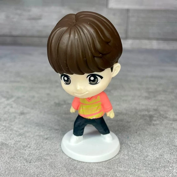 TinyTAN Suga McDonald's BTS K-pop figura