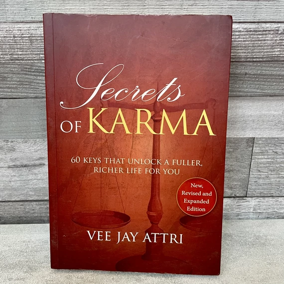 Vee Jay Attri: Secrets of Karma angol nyelvű könyv