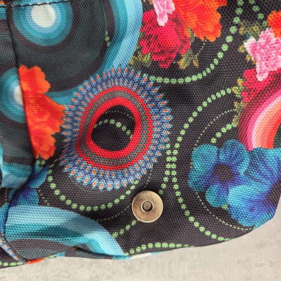 Mintás női hátizsák