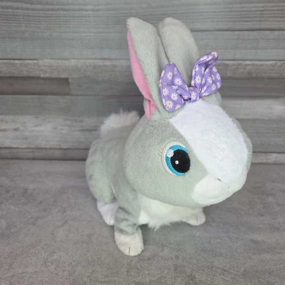 Club Petz Betsy interaktív plüss nyuszi