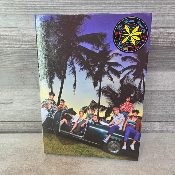 Ko Ko Bop: The War K-Pop zenei album, CD lemez