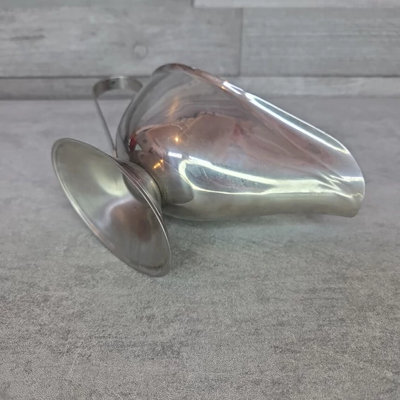 Retro rozsdamentes acél szószos tál talppal