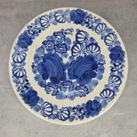 Lengyel Wloclawek kék virágmintás nagyméretű fajansz fali dísztányér