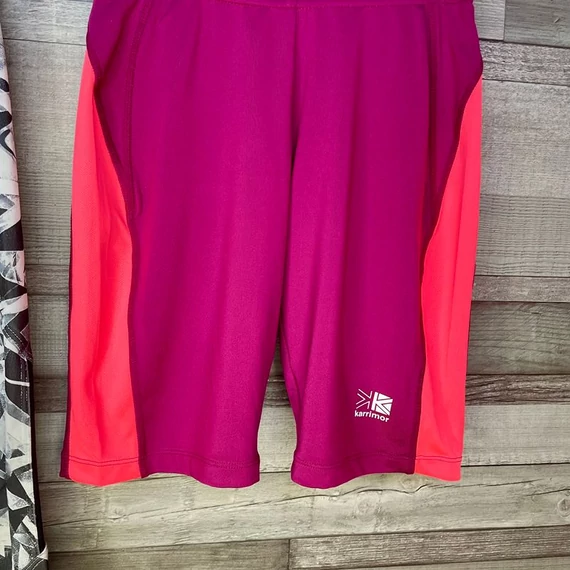 Karrimor pink sport rövidnadrág, Decathlon szürke-fehér edzőnadrág szett 8-9 éves