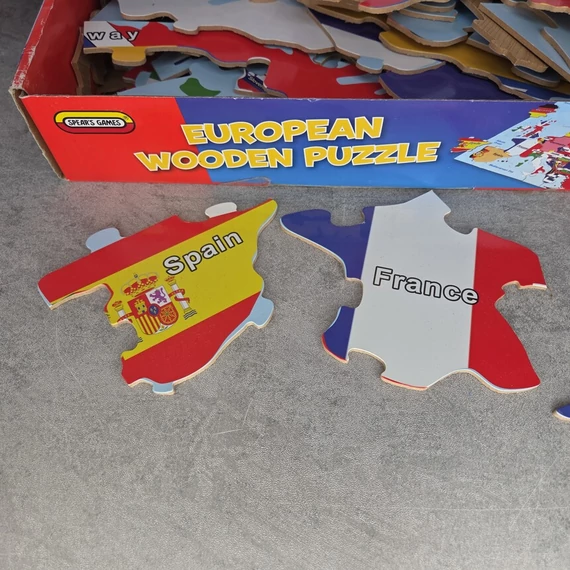 Spear's Games Európa fa kirakó