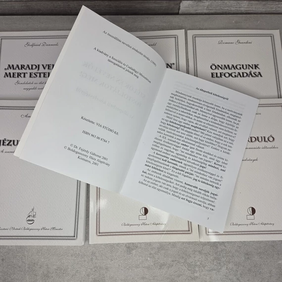 Kismarosi Boldogasszony Háza kiadványcsomag, könyv