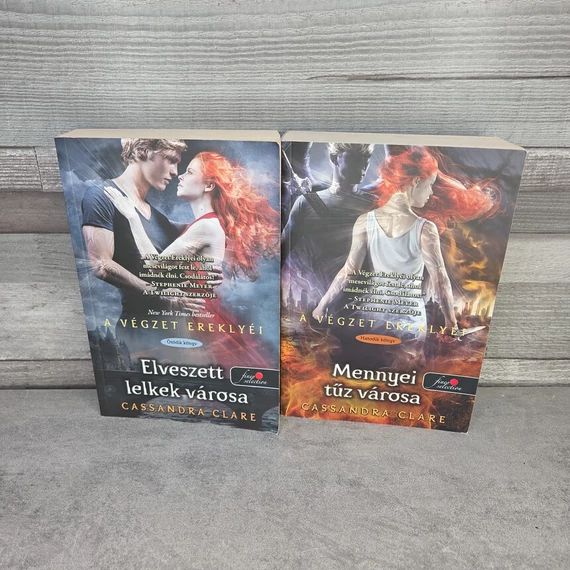 Cassandra Clare: A végzet ereklyéi ötödik és hatodik rész, könyv szett