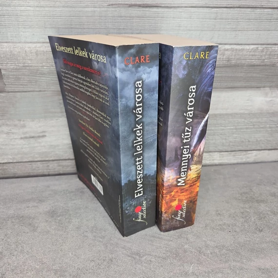 Cassandra Clare: A végzet ereklyéi ötödik és hatodik rész, könyv szett
