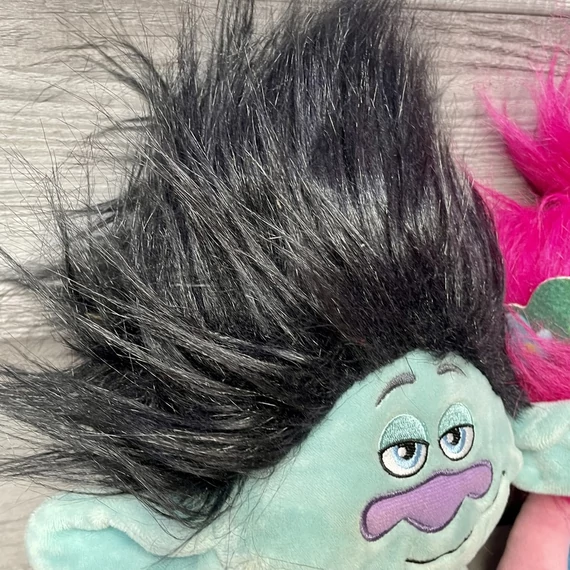 Trollok világa: Ágas, Pipacs játék plüss figura szett