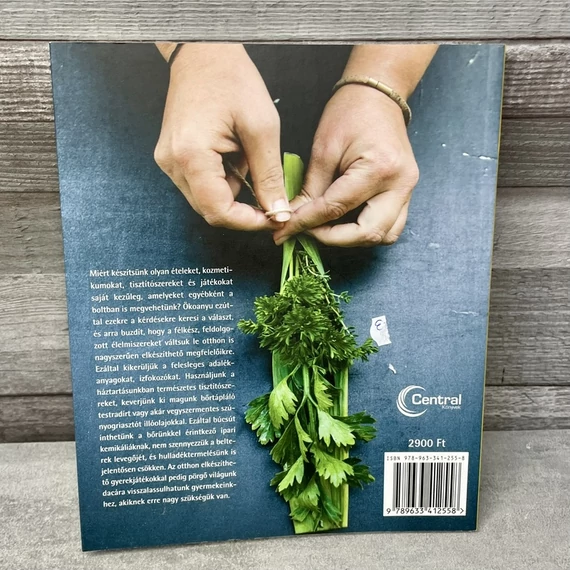 Nagy Réka: Ökoanyu Csináld magad! környezettudatos receptkönyv