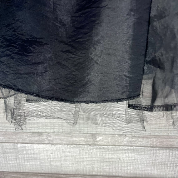 Olasz fekete pánt nélküli tüllös ruha S