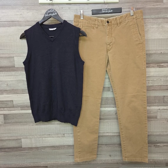 F&F sötétkék mellény és H&M L.O.G.G. barna nadrág szett, S-M