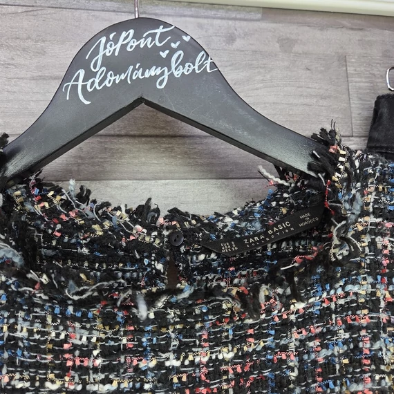 Zara szőttes hatású női felső és Mustang fekete farmernadrág szett, S-M