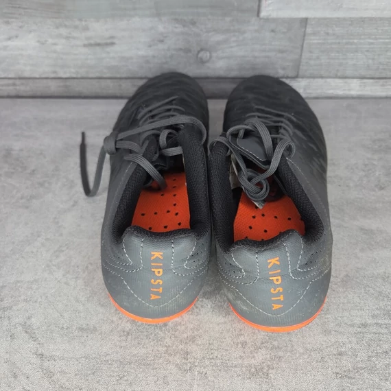 Kipsta fekete-narancssárga férfi stoplis cipő, 41