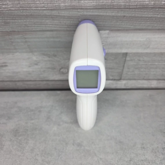 Infravörös hőmérő digitális kijelzővel