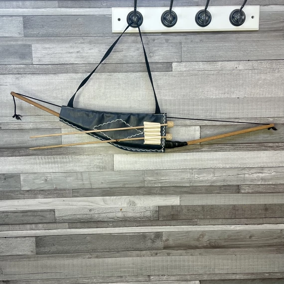 Fa játék íj és nyílvessző szett