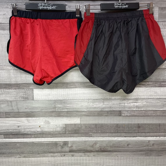 Nike szürke-piros, Fani Piros-fekete rövid fürdőnadrág szett M