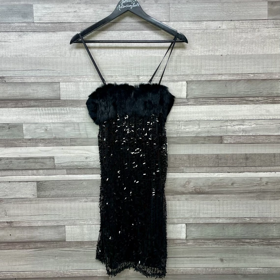 Emt fekete flitteres-szőrmés alkalmi ruha L