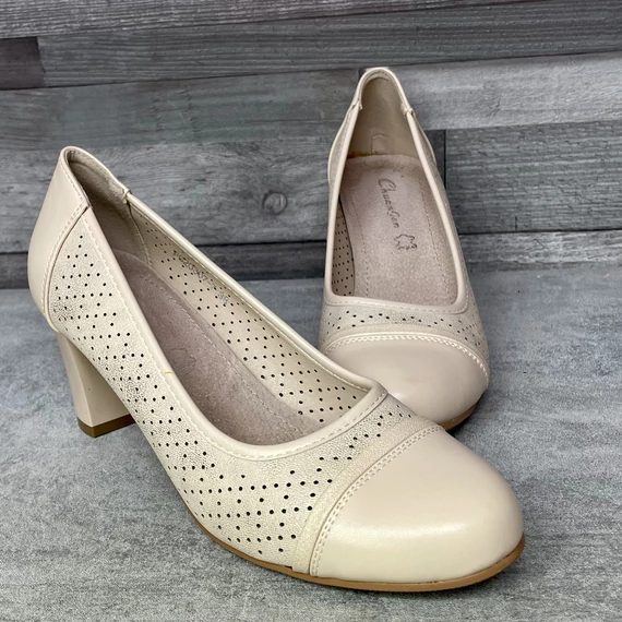 Chuangen bézs-gyöngyház magassarkú cipő 38