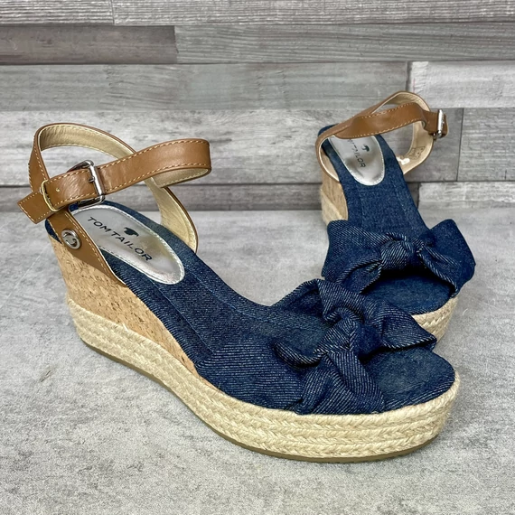 Tom Tailor fonott magastalpú farmer hatású szandál 39