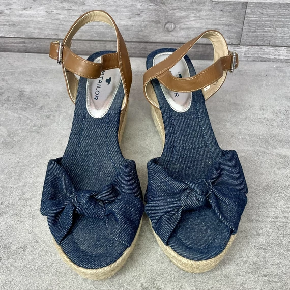 Tom Tailor fonott magastalpú farmer hatású szandál 39