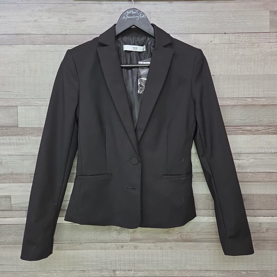 Mango fekete rövid fazonú női blézer, S