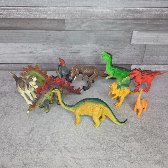 Műanyag dinoszaurusz figura csomag