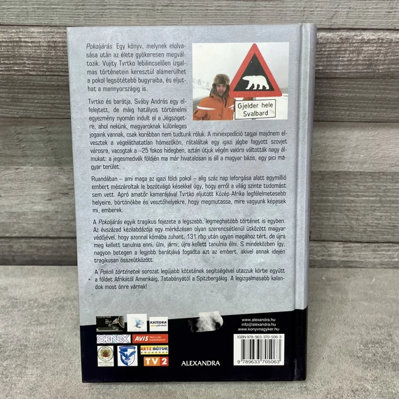 Vujity Tvrtko: Pokoljárás, könyv