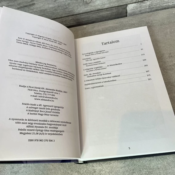 Vujity Tvrtko: Pokoljárás, könyv