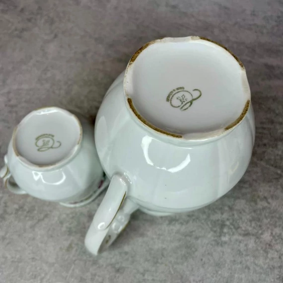 Német virágos aranyozott porcelán kávés/teás szett