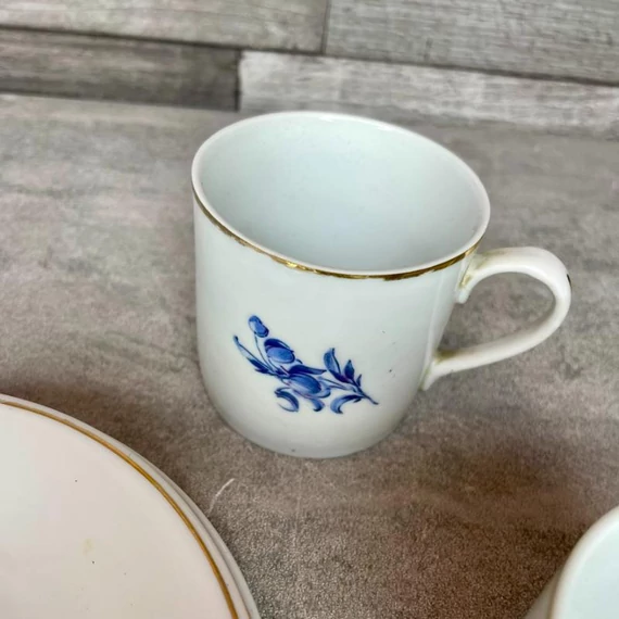 La Porcelaine de Baudour Belgium kék mintás aranyozott porcelán kávéscsésze szett